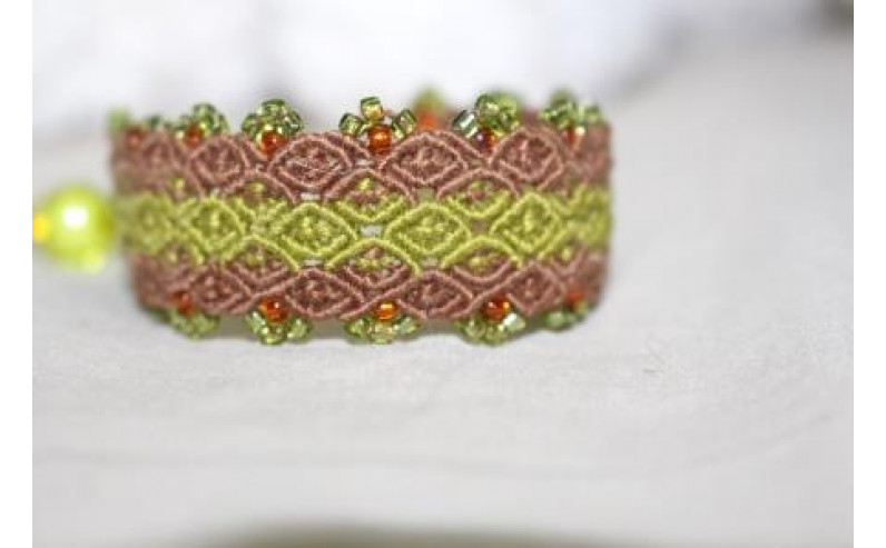 Floral Design brown and olive green macrame bracelet